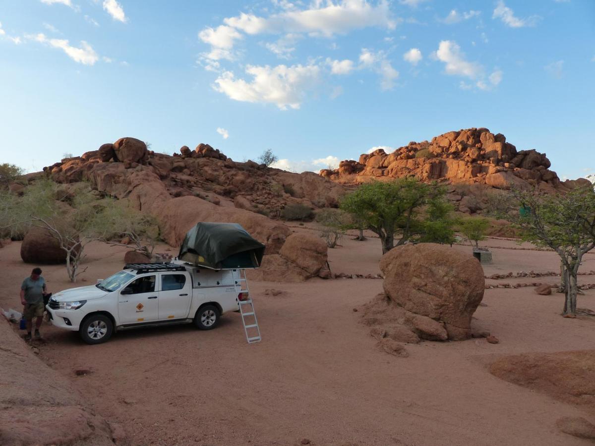 Ozohere Campsite And Himba Village Uis المظهر الخارجي الصورة