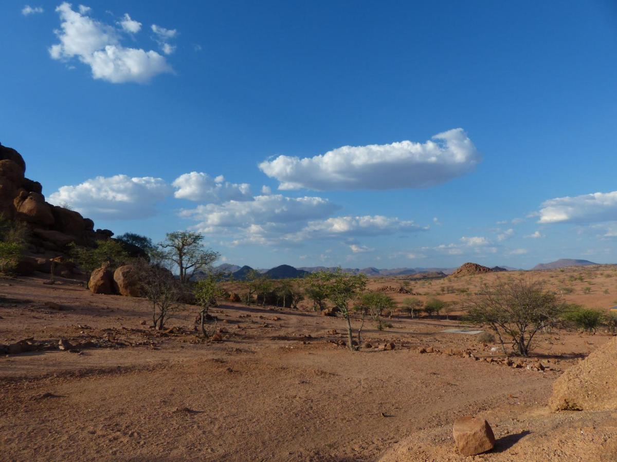 Ozohere Campsite And Himba Village Uis المظهر الخارجي الصورة