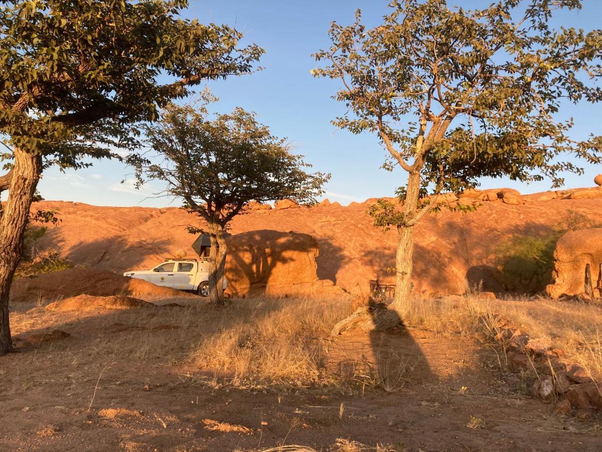 Ozohere Campsite And Himba Village Uis المظهر الخارجي الصورة
