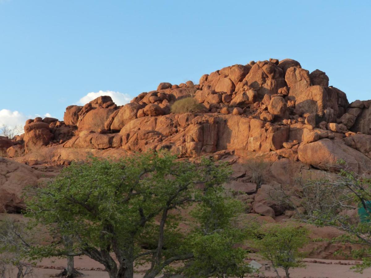 Ozohere Campsite And Himba Village Uis المظهر الخارجي الصورة