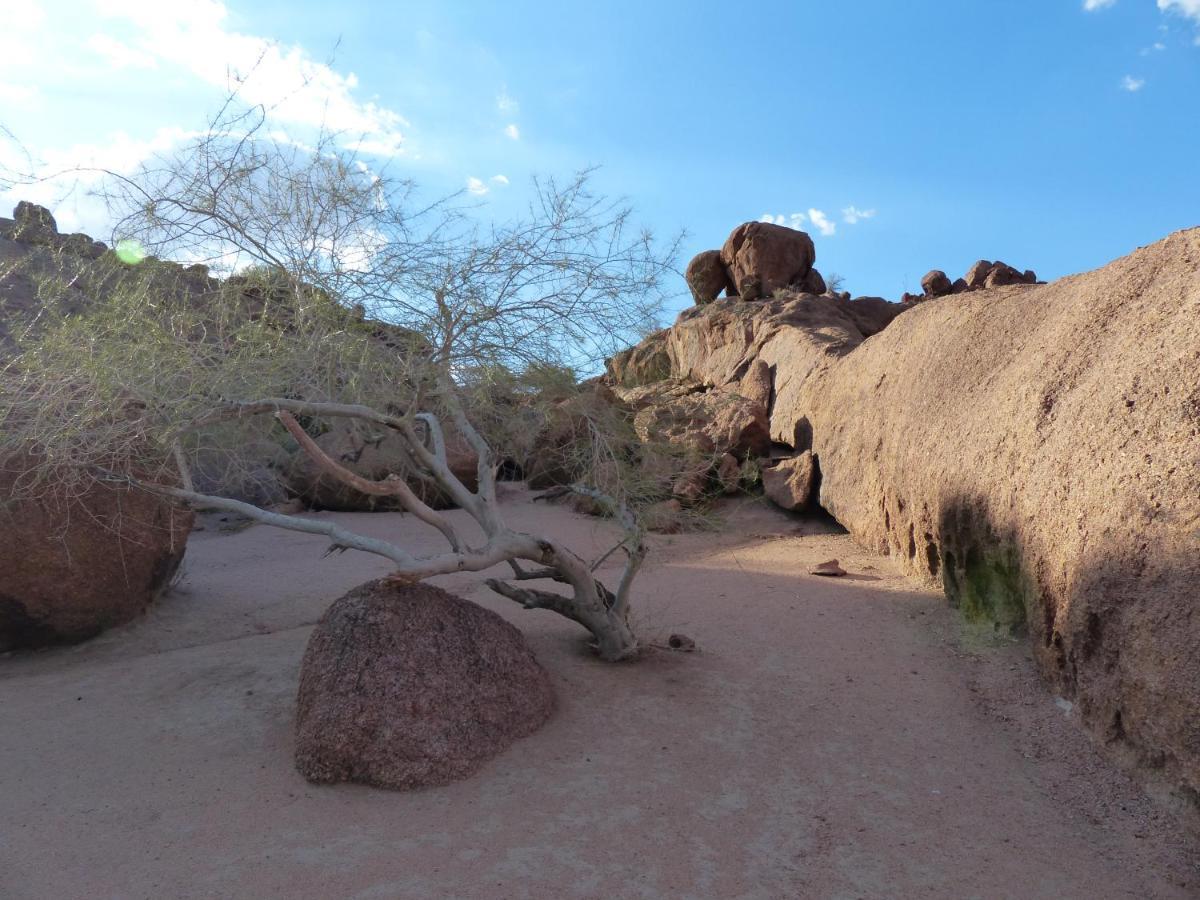 Ozohere Campsite And Himba Village Uis المظهر الخارجي الصورة